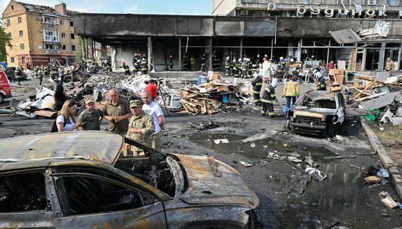 Al menos 20 muertos en un ataque ruso con misiles en el centro de Ucrania
