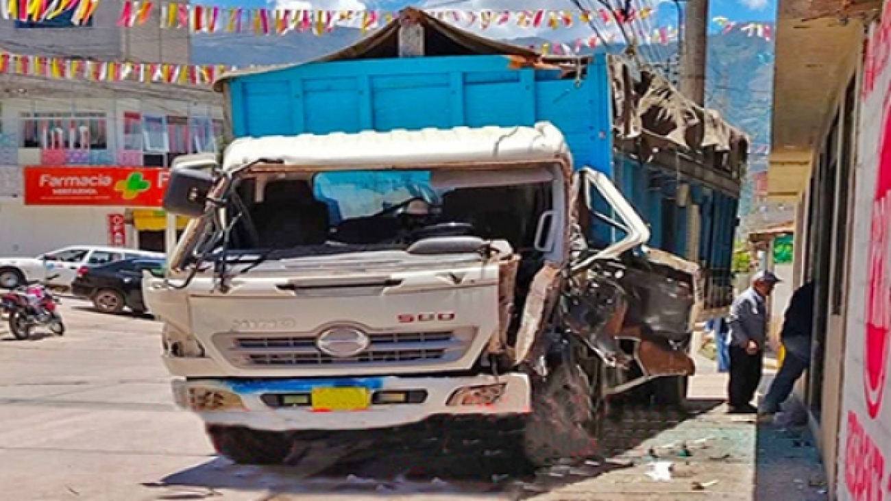 f2d9b8aa787cb185e8299f431a297ed9_L