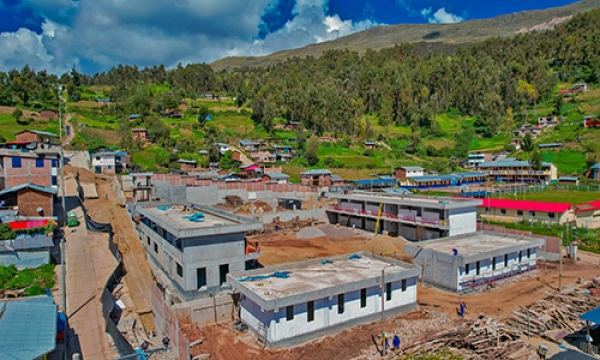 Avanza construcción de moderna infraestructura educativa en Totorabamba-Chincheros