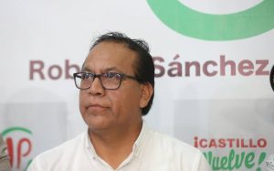 Chats comprometen a Roberto Sánchez por recorte de sueldos a su exasesora en el Congreso
